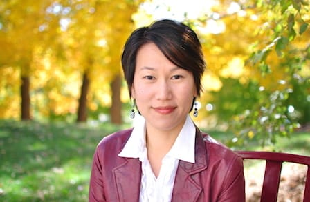 Color photograph of poet Jennifer Kwon Dobbs