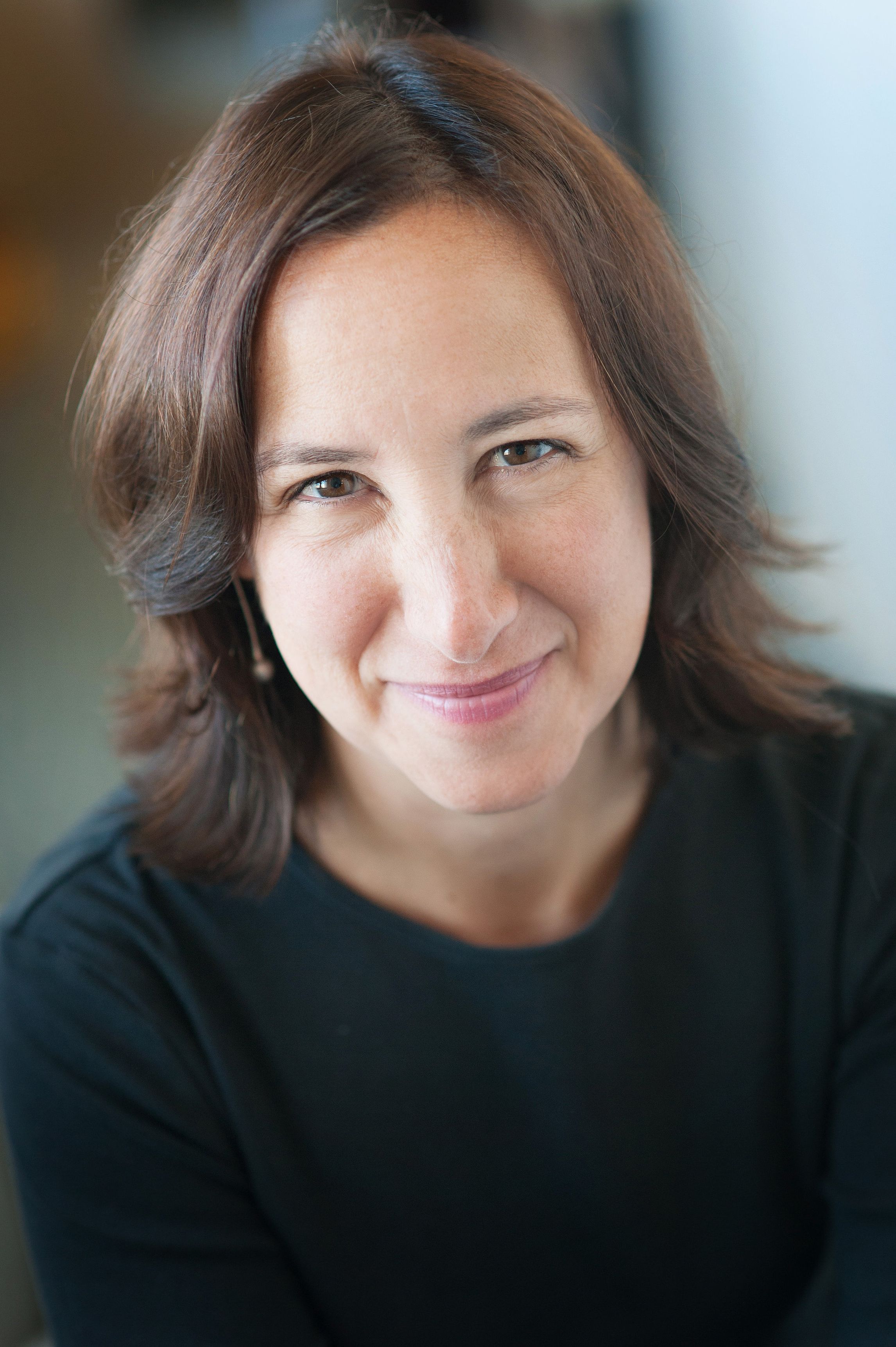 Headshot of Amy Stolls